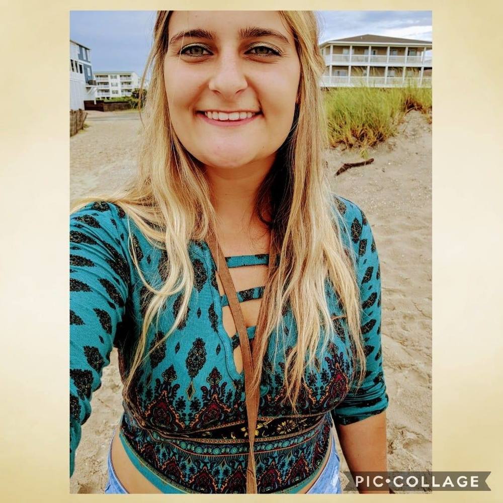 Meet your Posher, Abigail marie